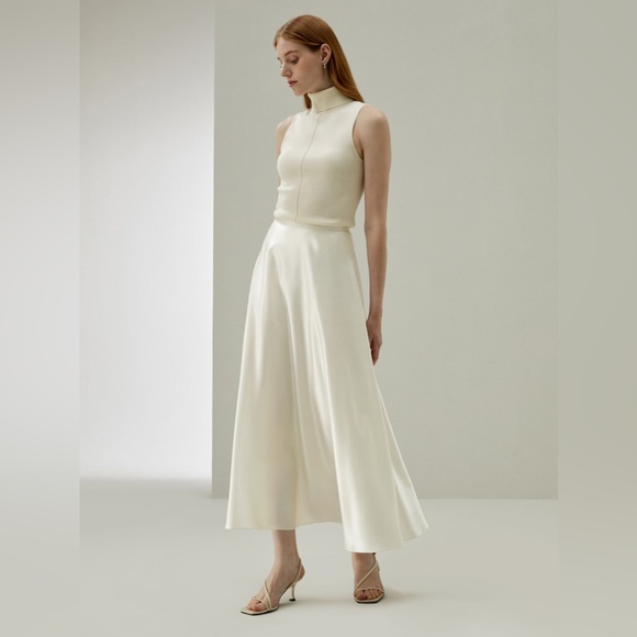 Lilysilk Clarice Maxi Skirt - Picture 2 of 14